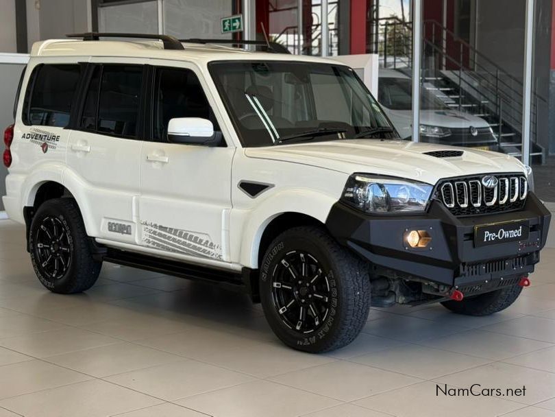 2022 Mahindra Scorpio photo 1