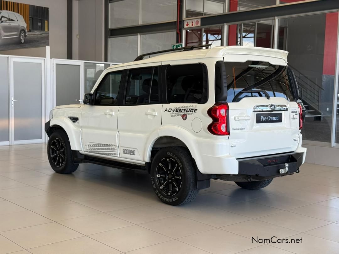 2022 Mahindra Scorpio photo 3