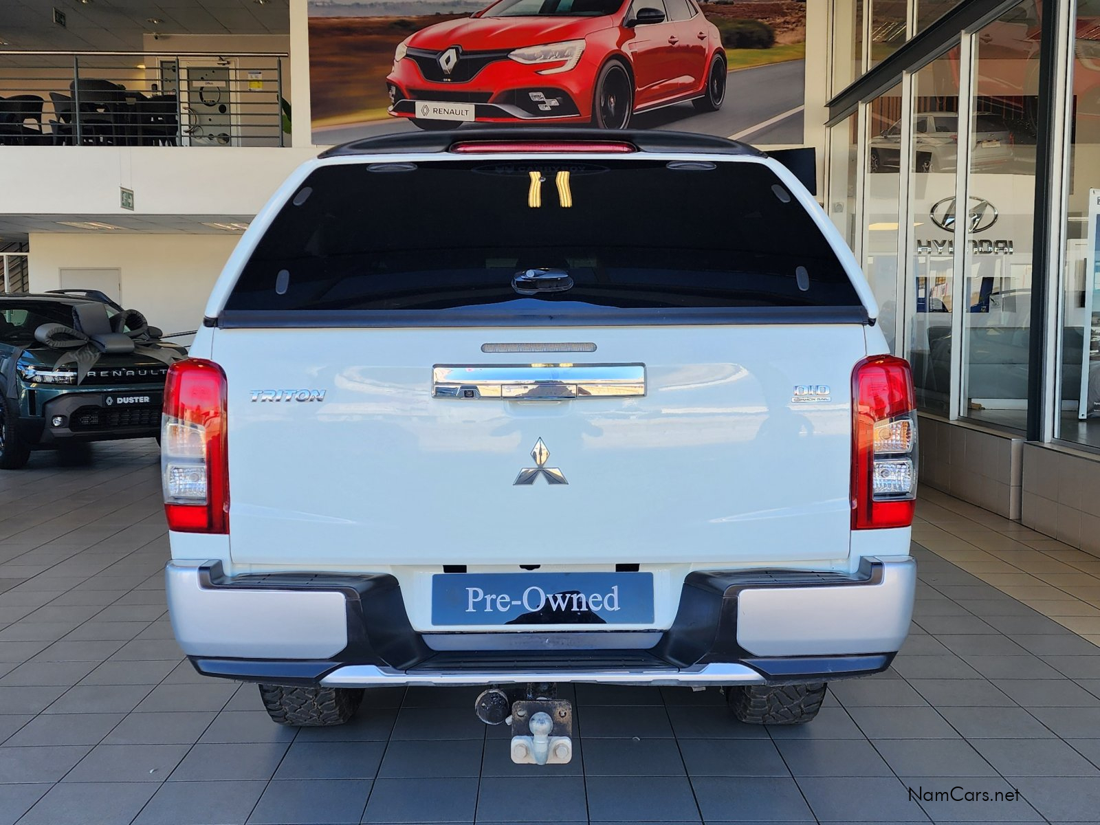 2021 Mitsubishi Triton photo 3