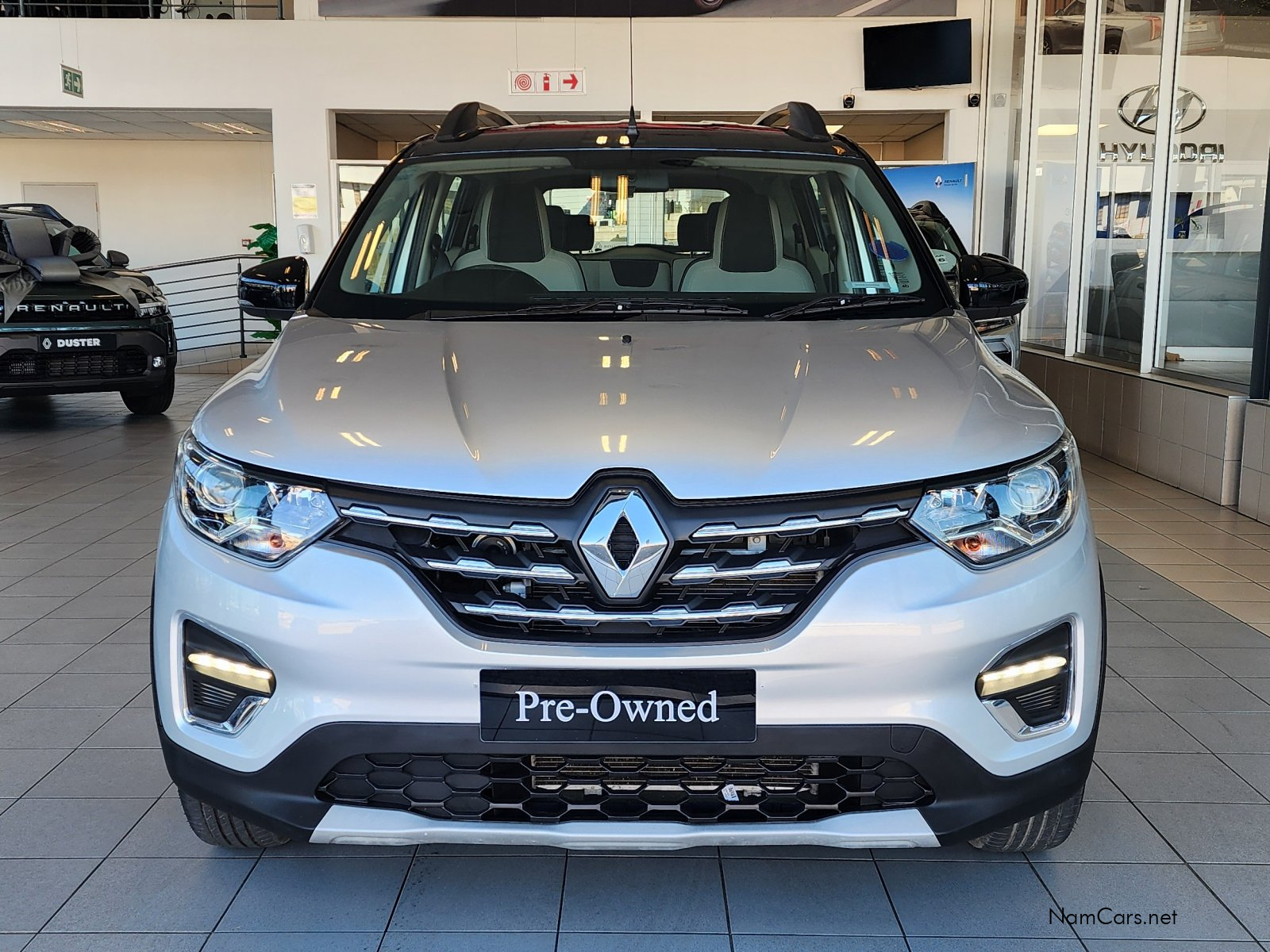 2023 Renault Triber photo 2