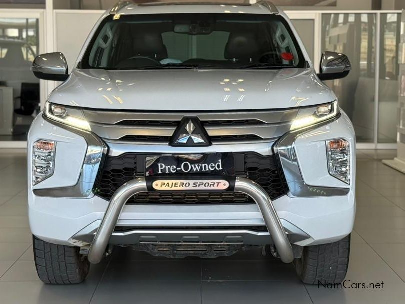 2022 Mitsubishi Pajero photo 3