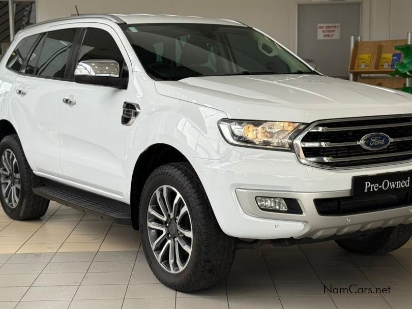 2020 Ford Everest photo 1
