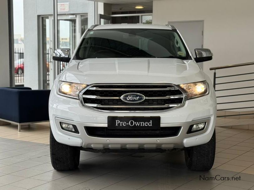 2020 Ford Everest photo 2