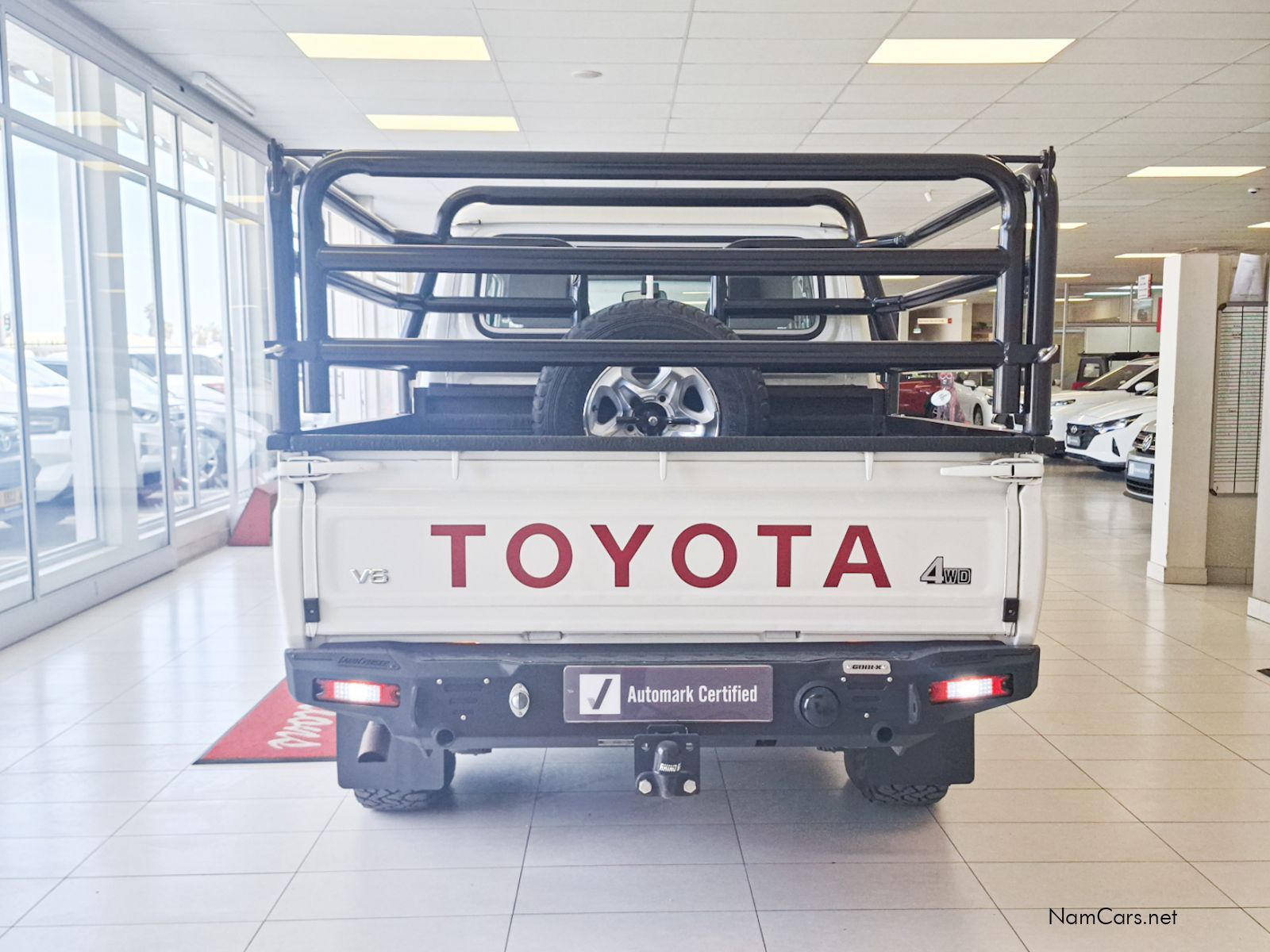 2021 Toyota Land Cruiser photo 3