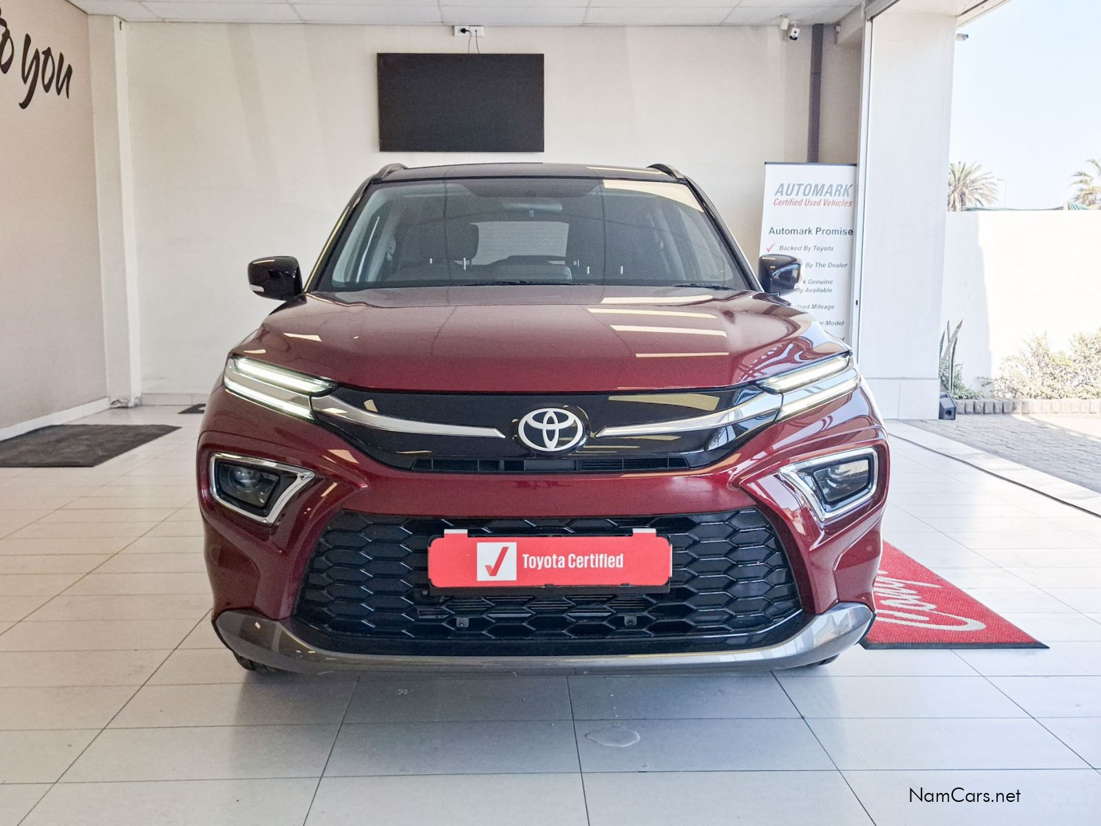 2025 Toyota Urban Cruiser photo 2