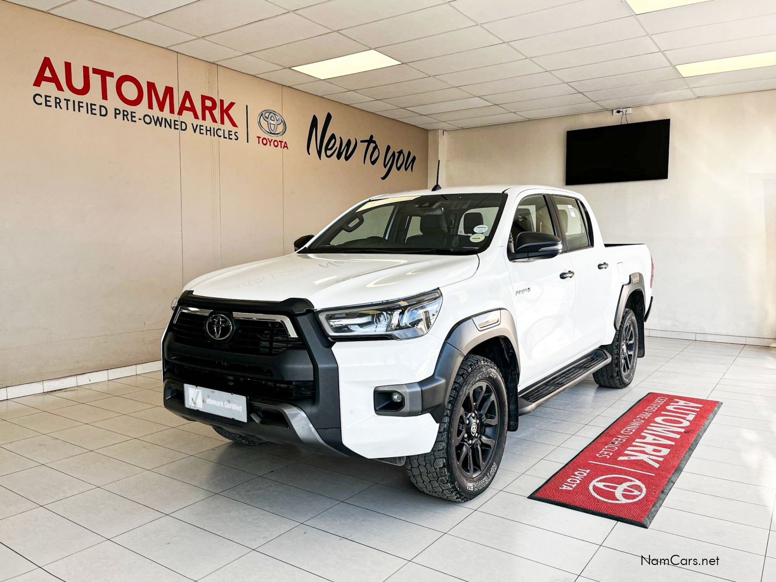 2022 Toyota Hilux photo 1