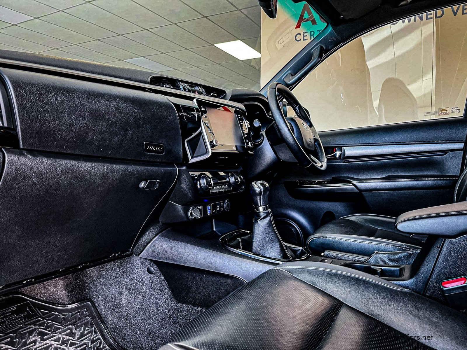 2022 Toyota Hilux photo 5