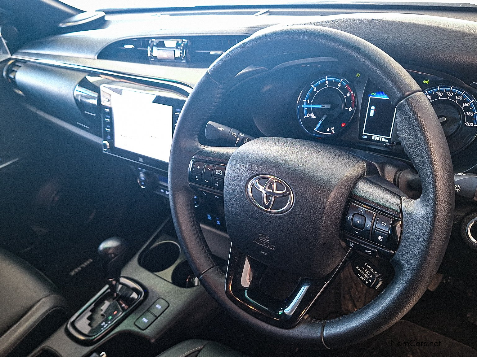 2024 Toyota Hilux photo 4