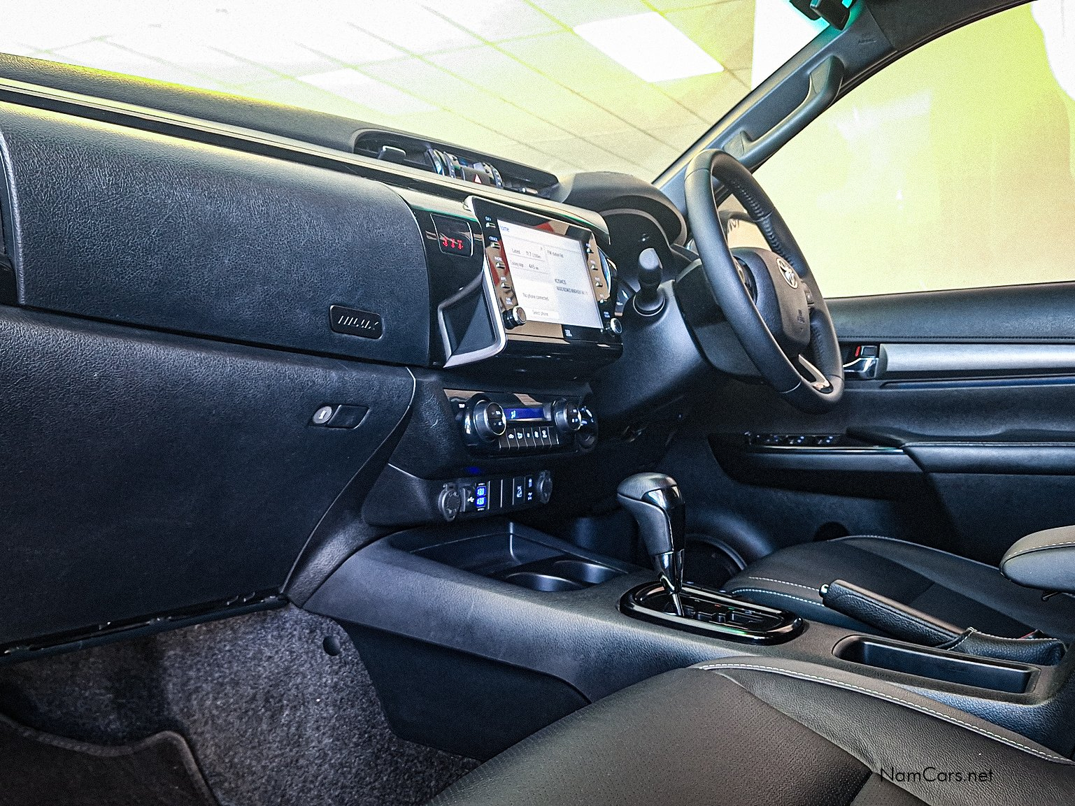 2024 Toyota Hilux photo 5
