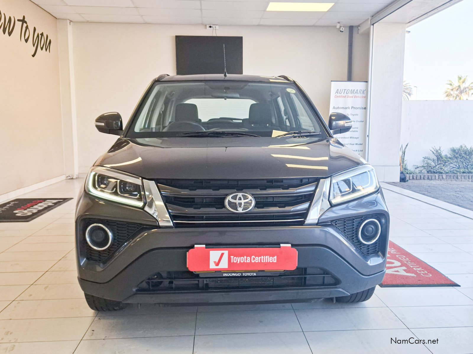 2023 Toyota Urban Cruiser photo 2