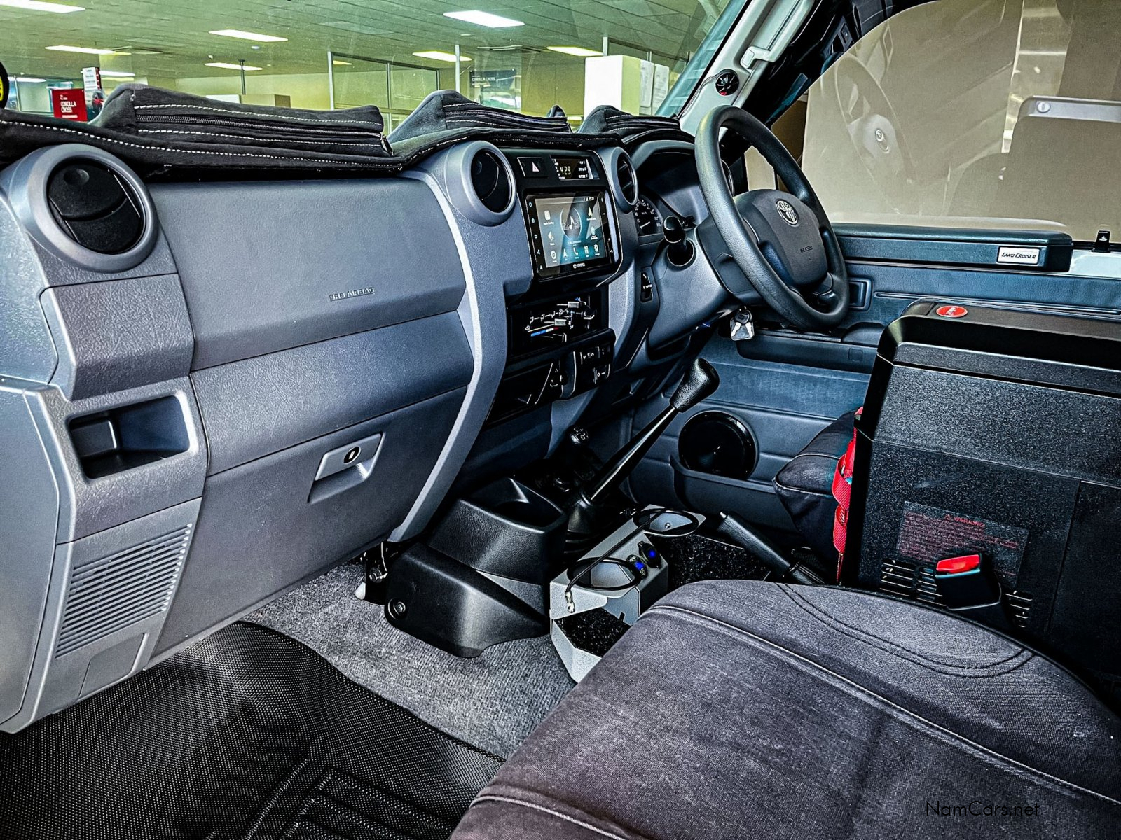 2023 Toyota Land Cruiser photo 6