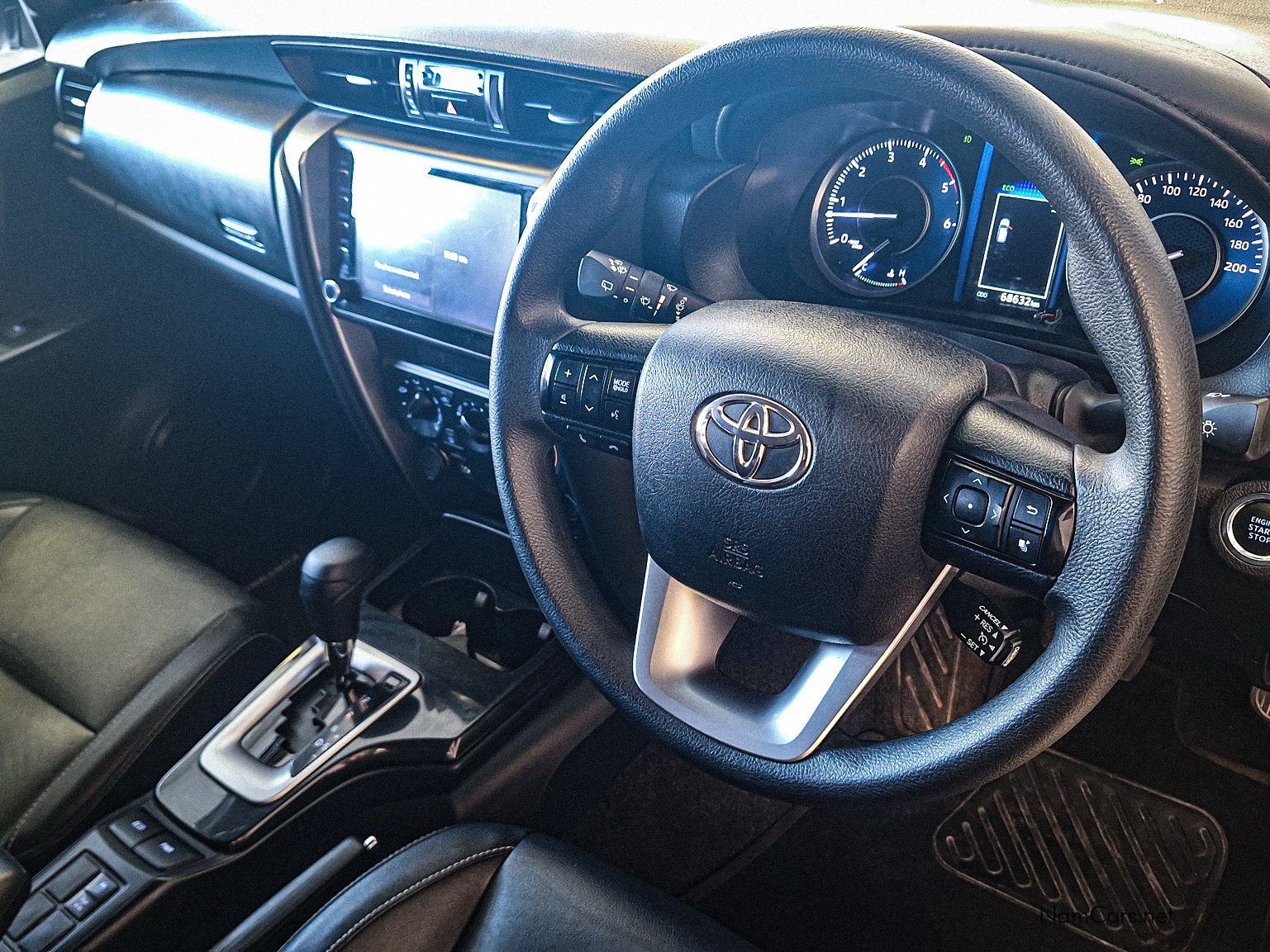 2025 Toyota Fortuner photo 5