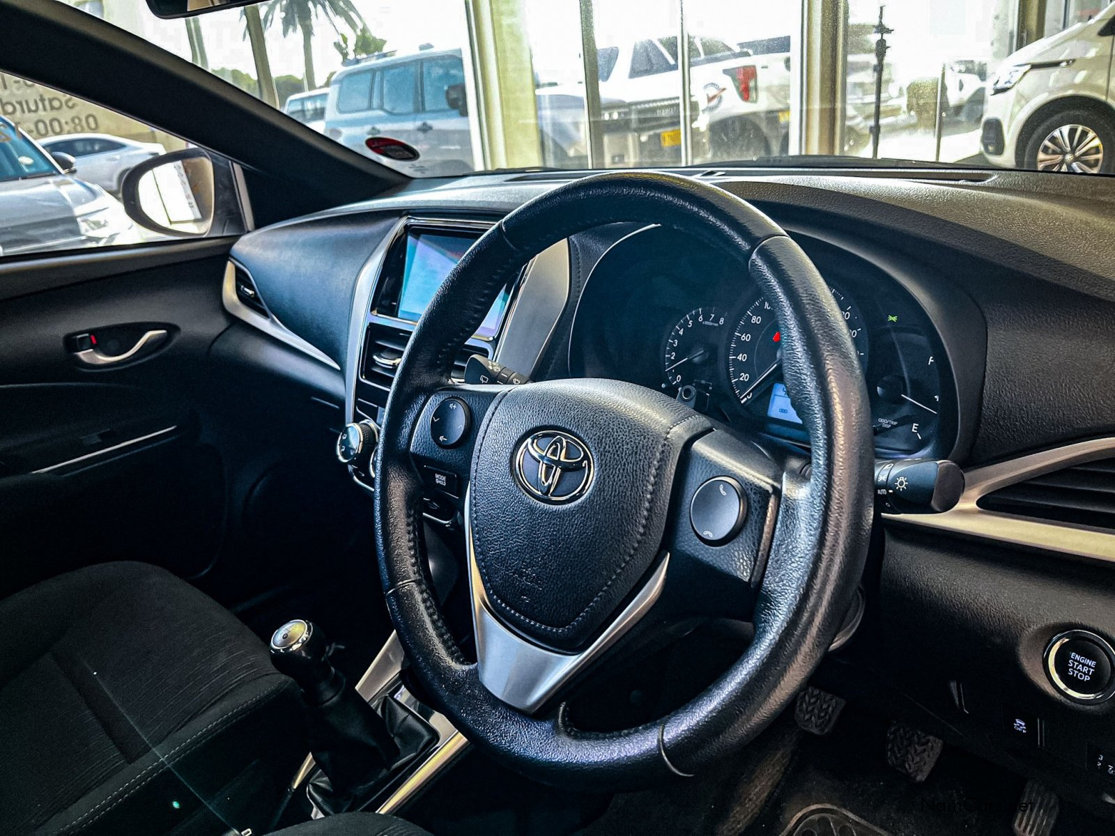 2018 Toyota Yaris photo 5
