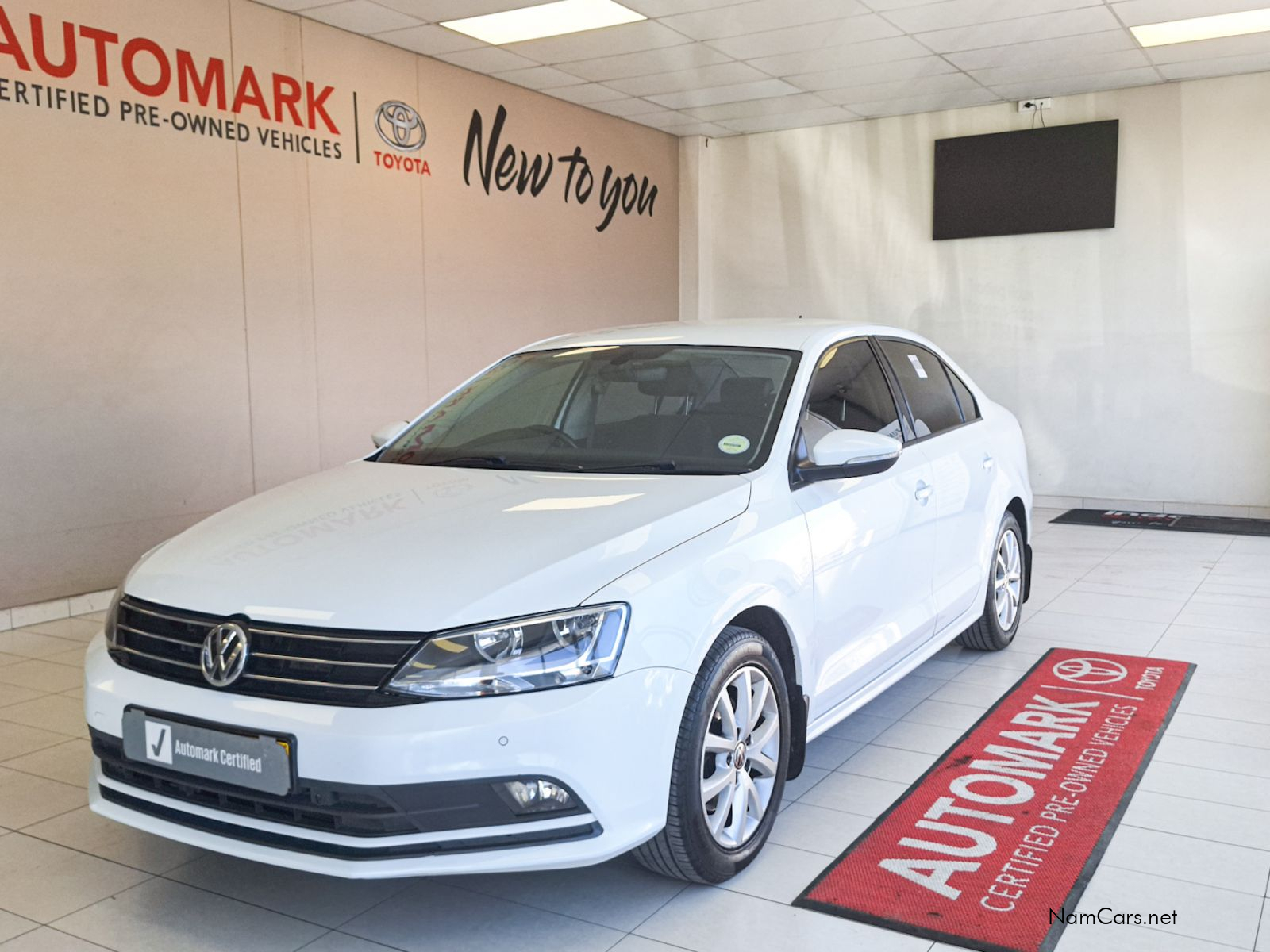 2018 Volkswagen Jetta photo 1