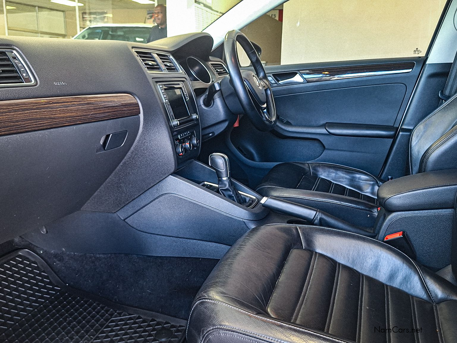2018 Volkswagen Jetta photo 6