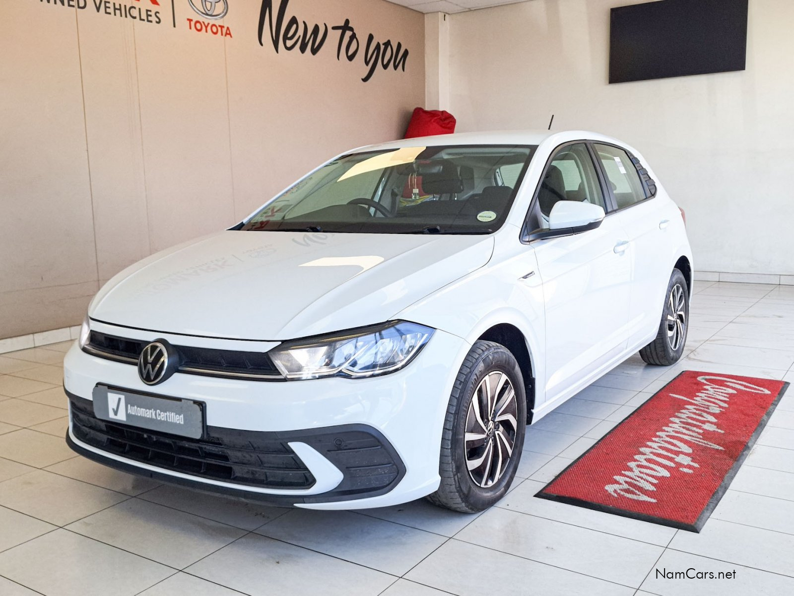2023 Volkswagen Polo photo 1