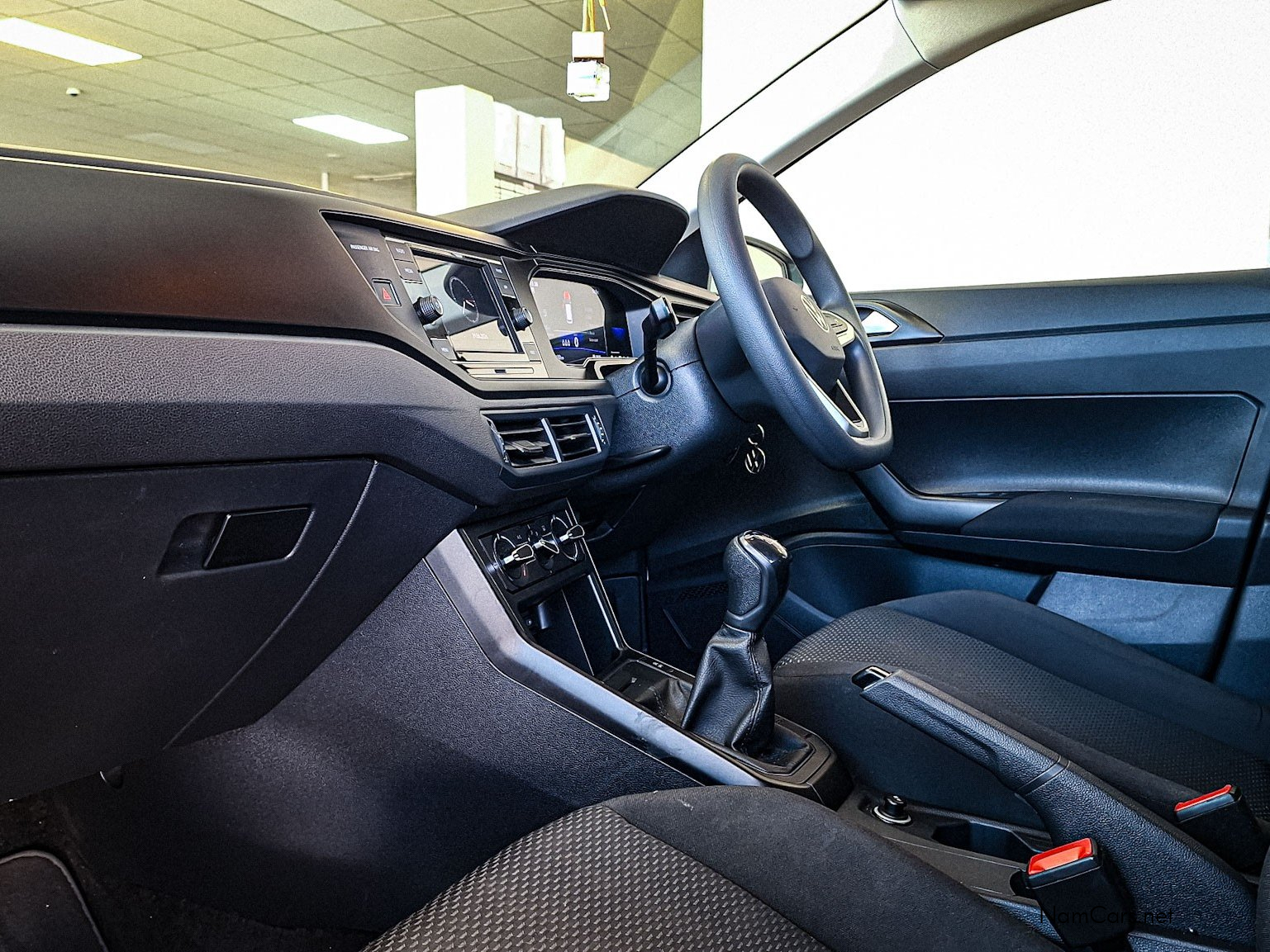 2023 Volkswagen Polo photo 6