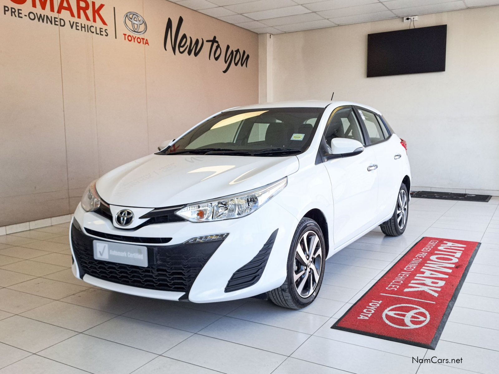 2018 Toyota Yaris photo 1