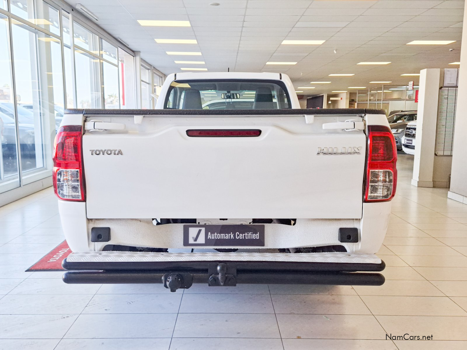 2022 Toyota Hilux photo 3