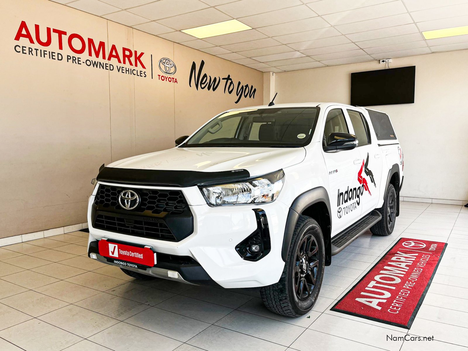 2025 Toyota Hilux photo 1