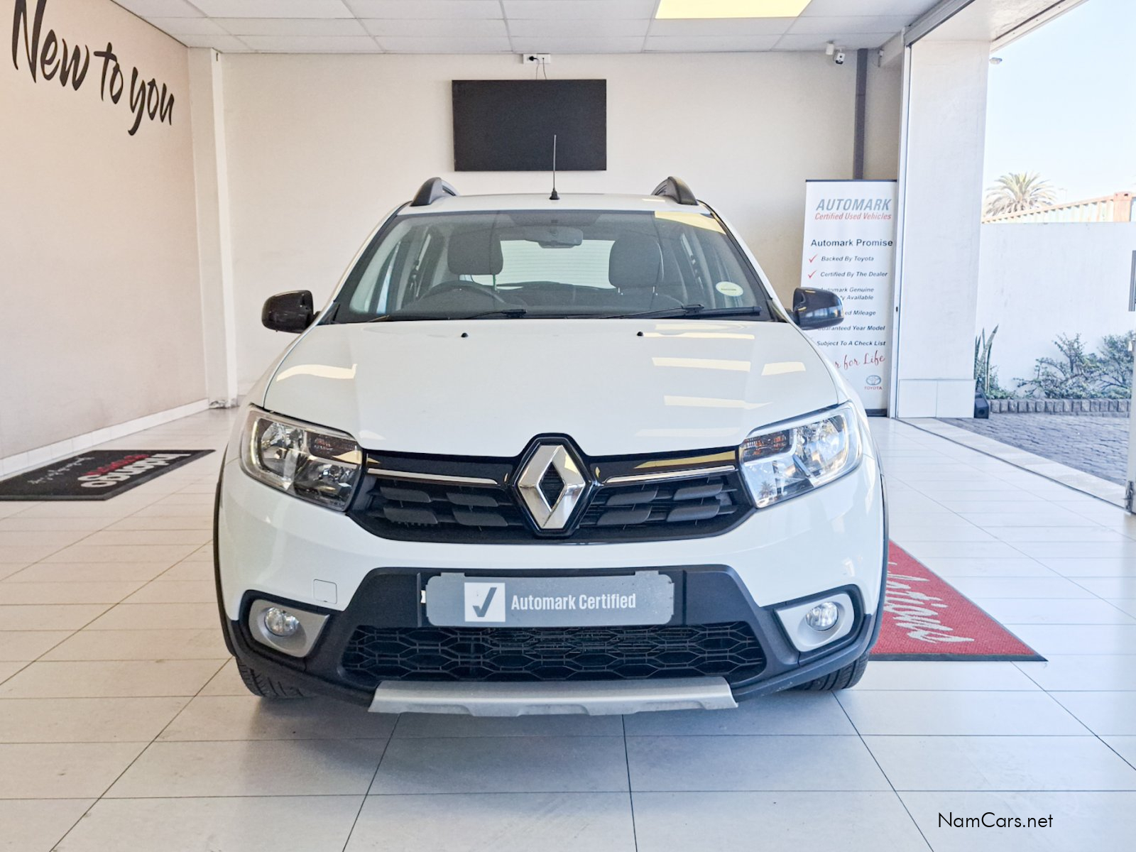 2019 Renault Sandero photo 2