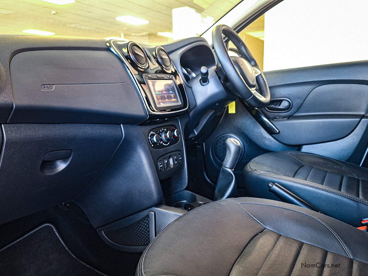 2019 Renault Sandero photo 6