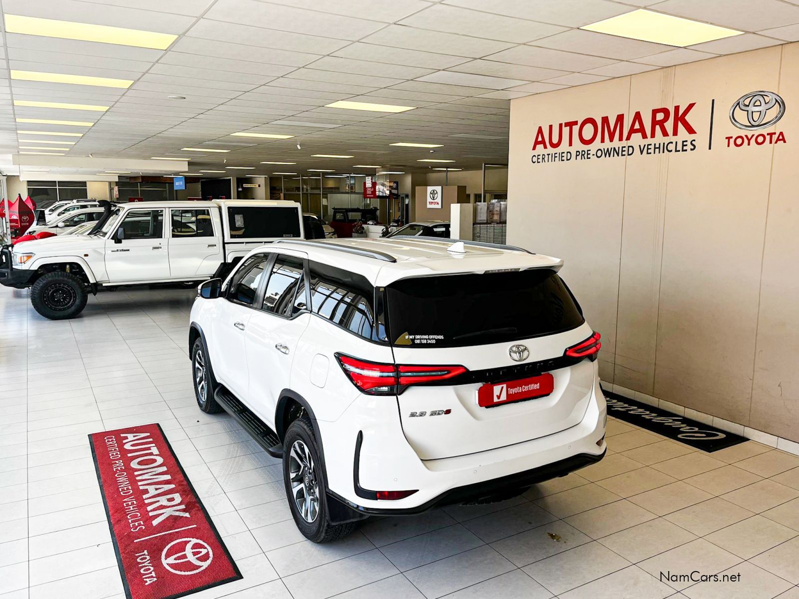 2023 Toyota Fortuner photo 4