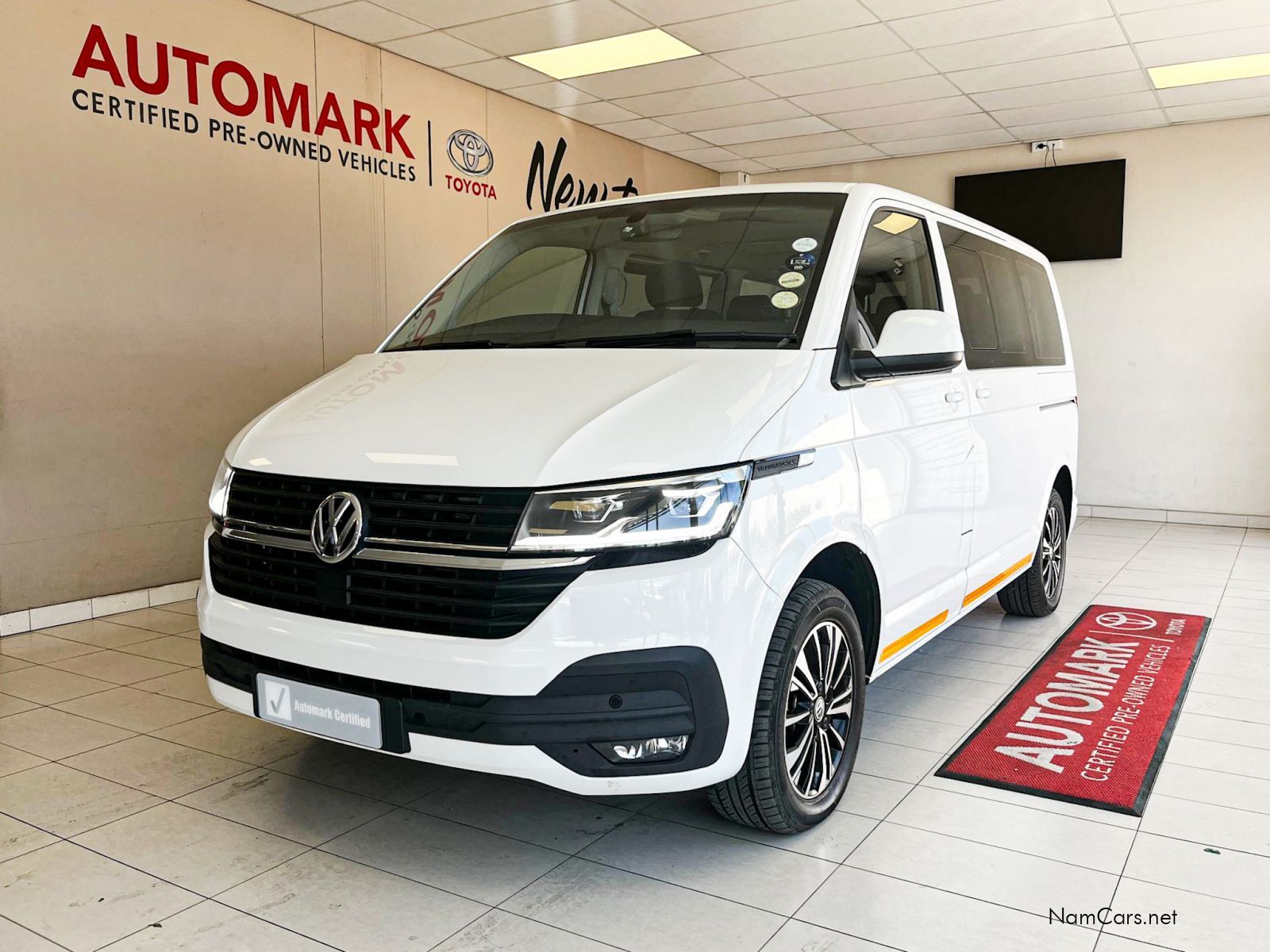 2023 Volkswagen Kombi photo 1