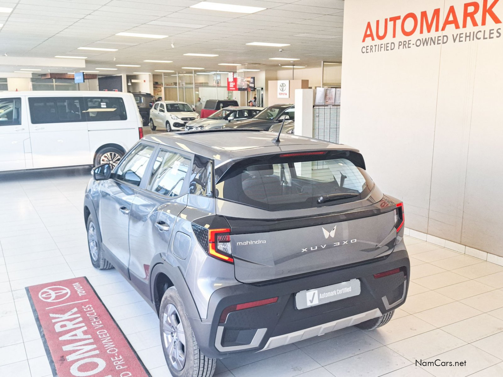 2026 Mahindra XUV300 photo 3