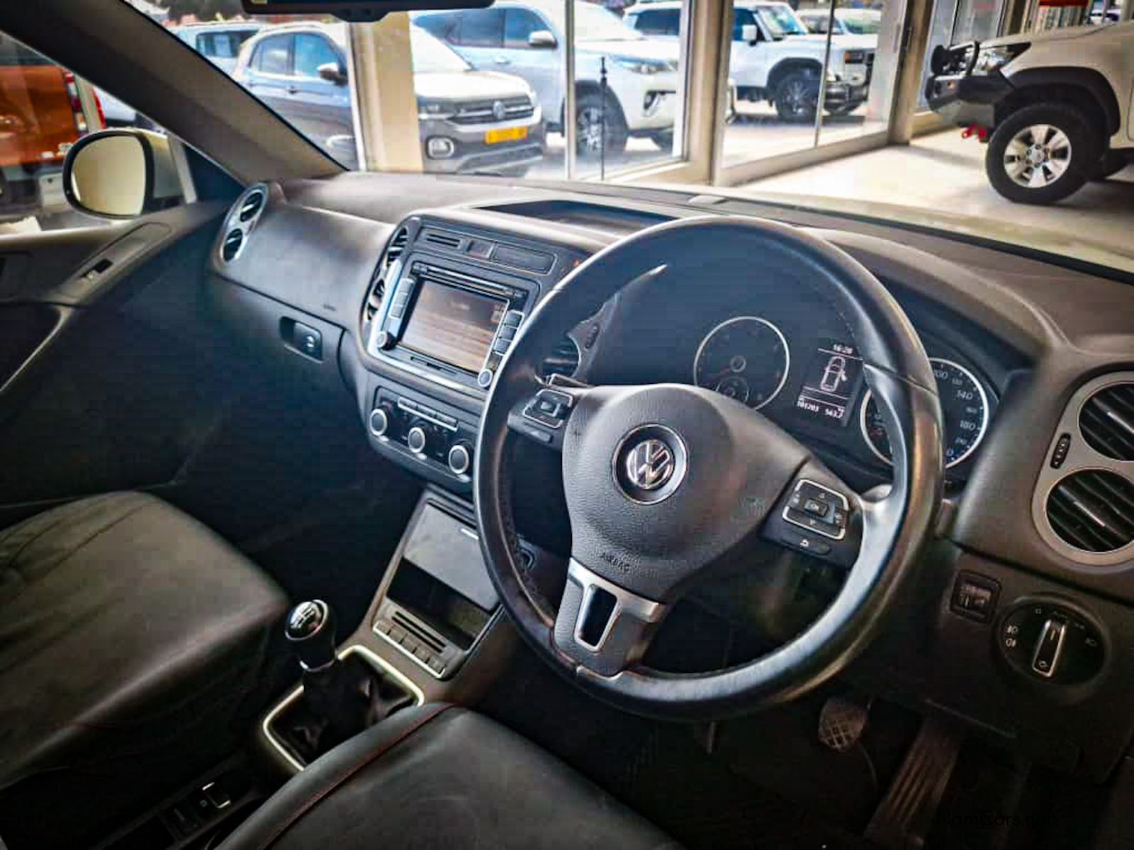 2015 Volkswagen Tiguan photo 5