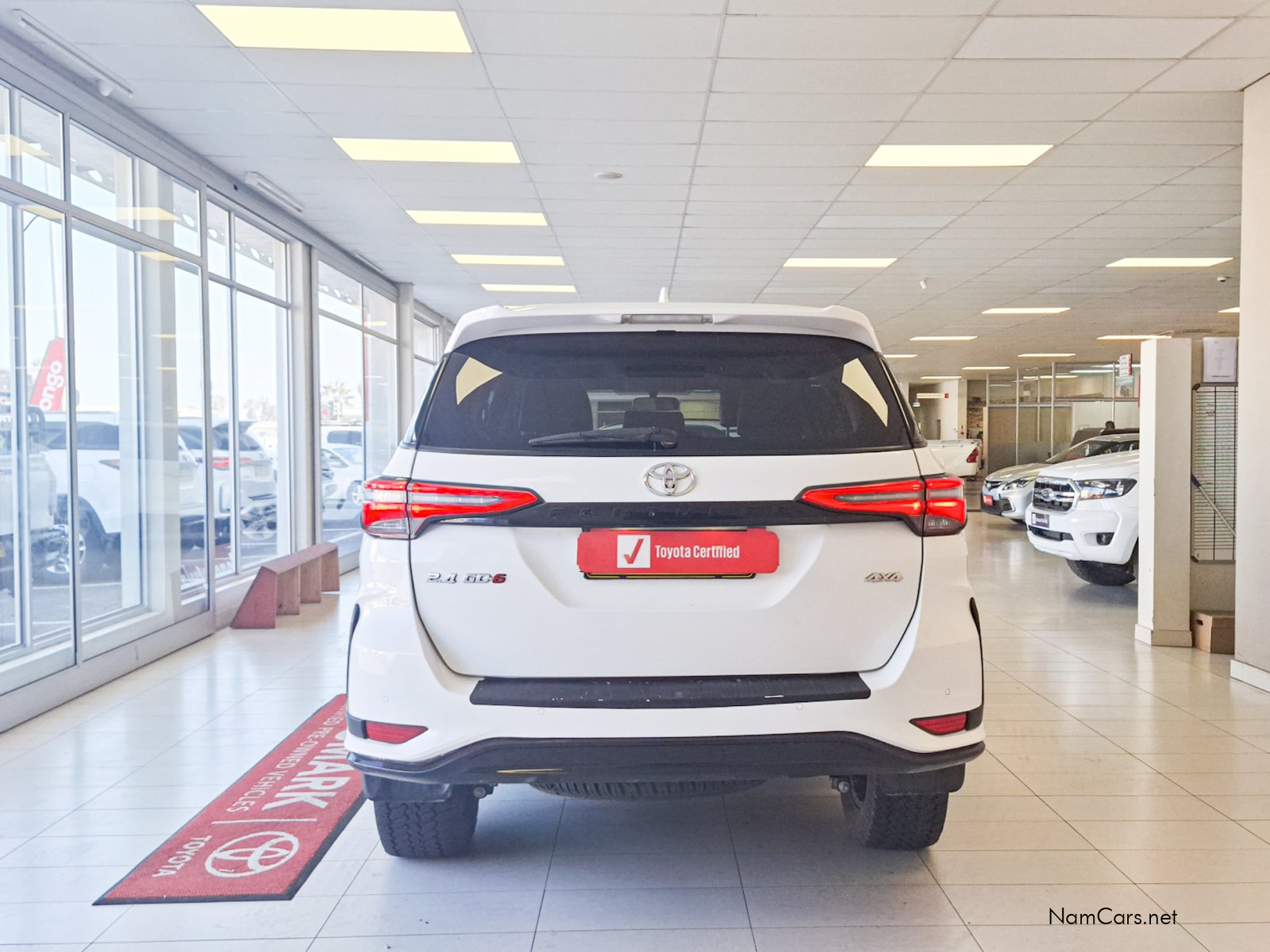 2025 Toyota Fortuner photo 3