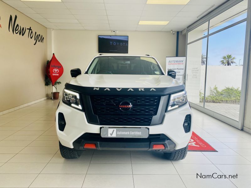 2022 Nissan Navara photo 2