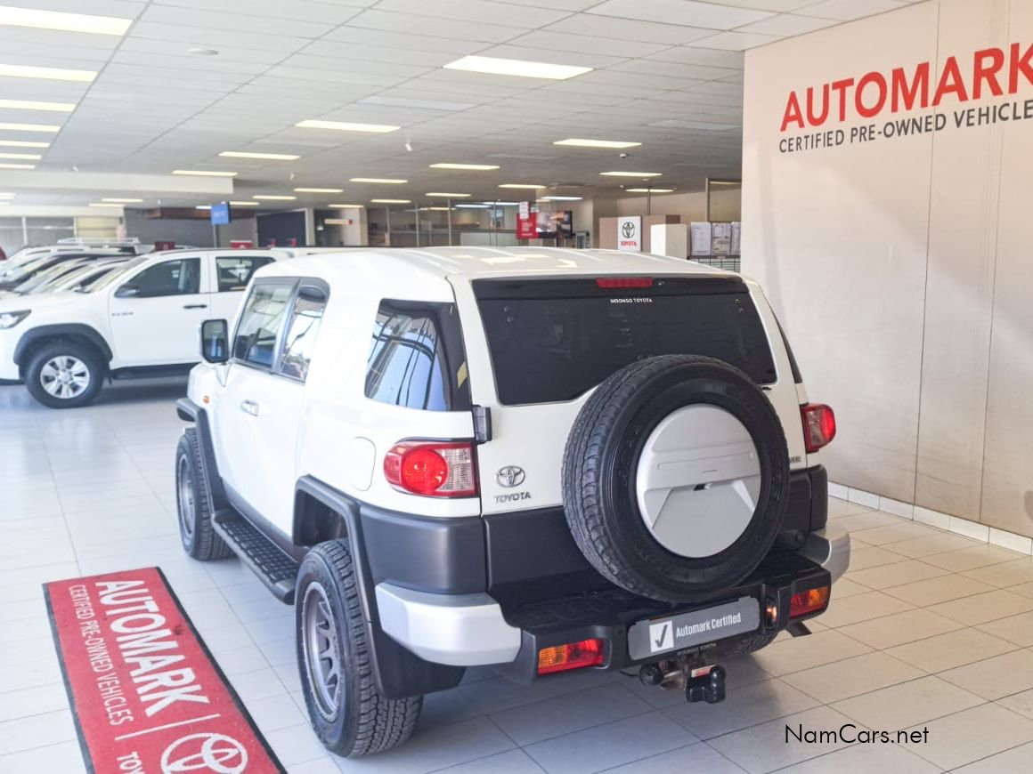 2019 Toyota FJ Cruiser photo 4