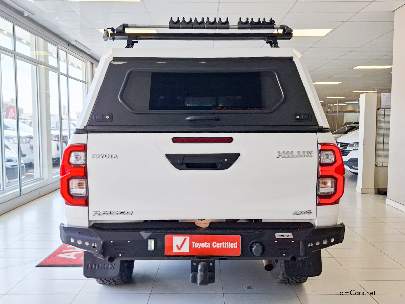 2025 Toyota Hilux photo 3