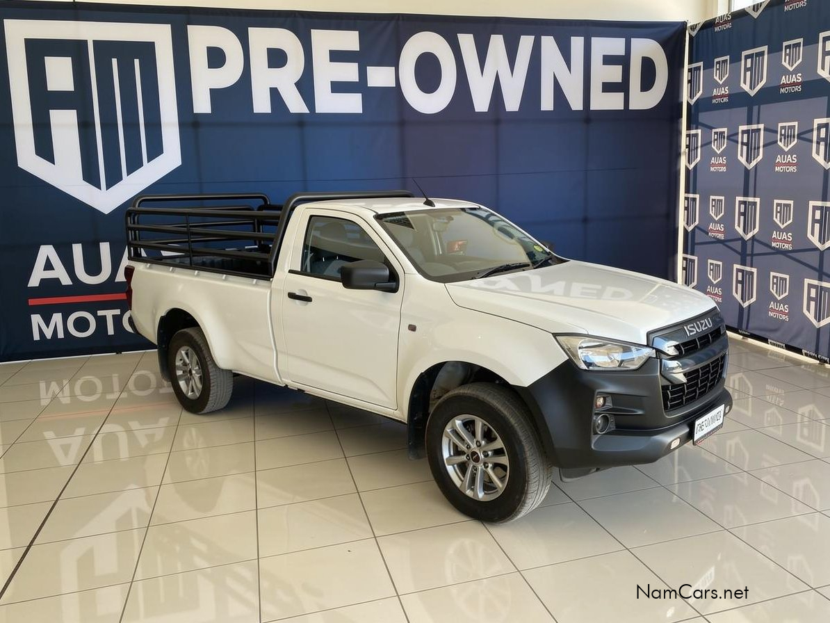 2025 Isuzu D-MAX photo 1