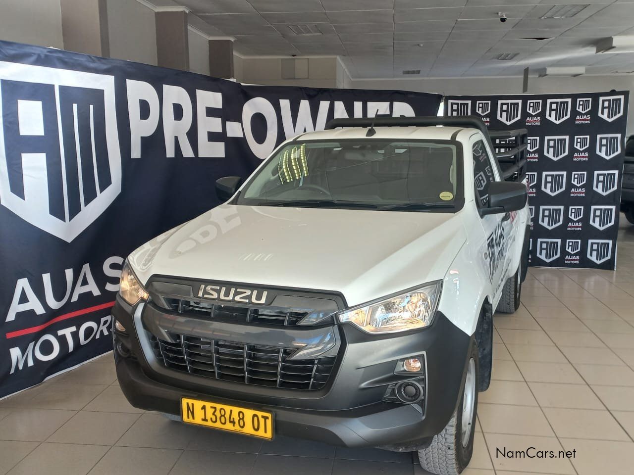 2026 Isuzu D-MAX photo 2