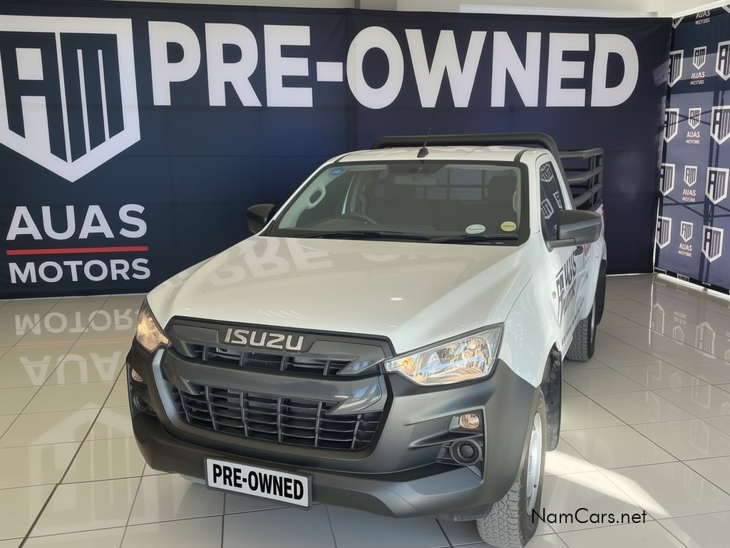 2026 Isuzu D-MAX photo 2