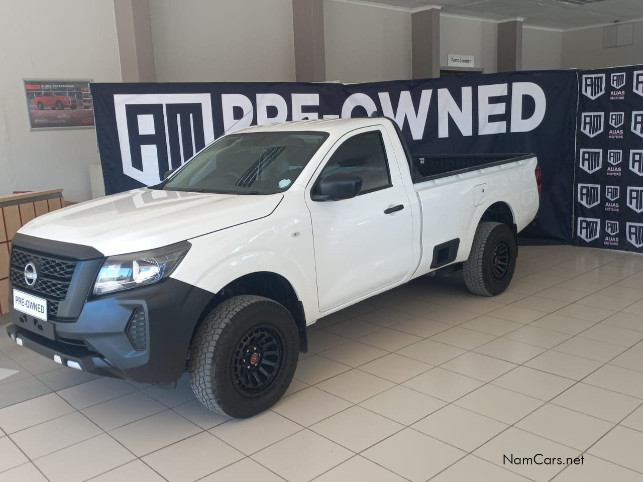 2025 Nissan Navara photo 1