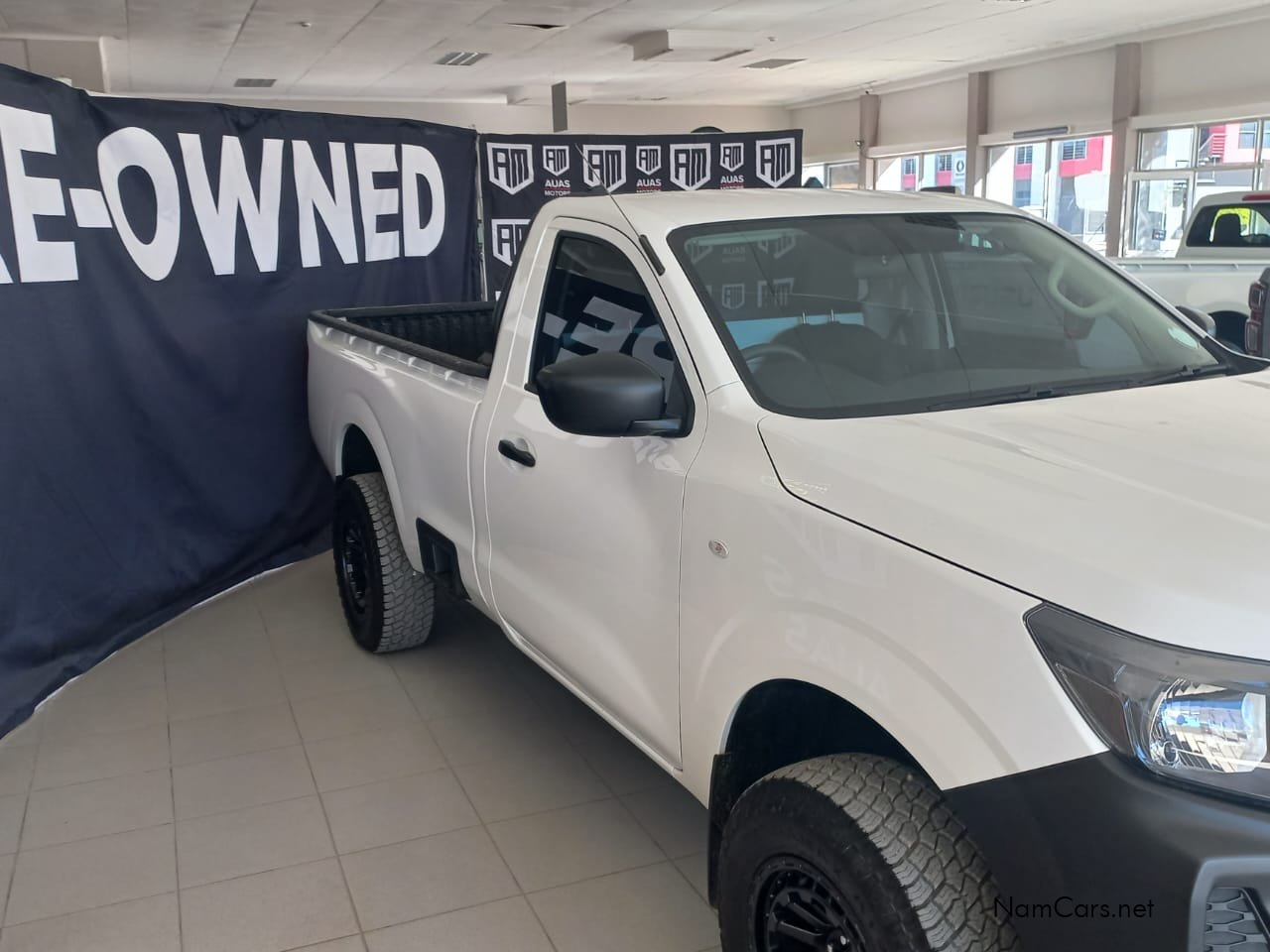 2025 Nissan Navara photo 3