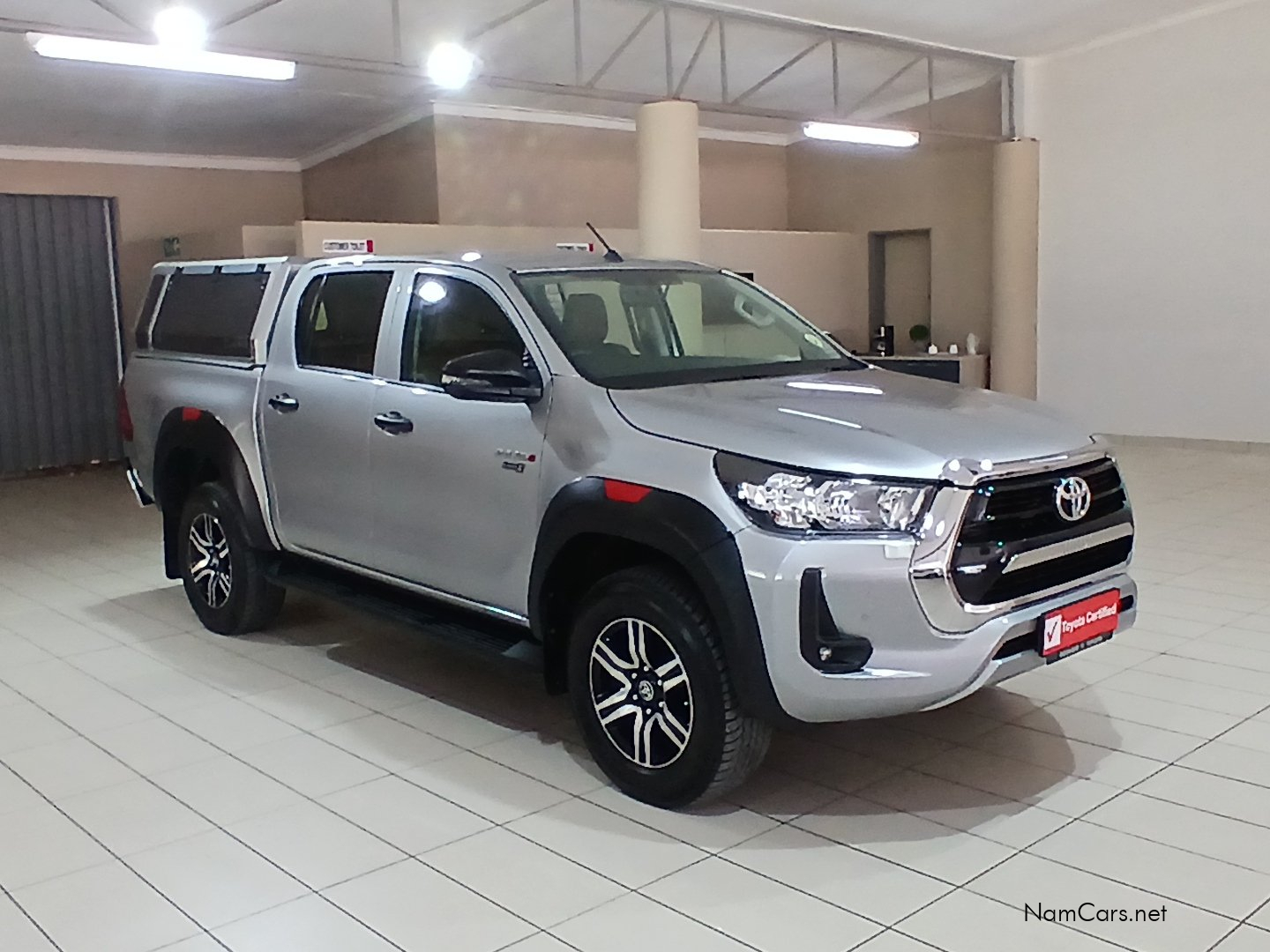 2024 Toyota Hilux photo 1