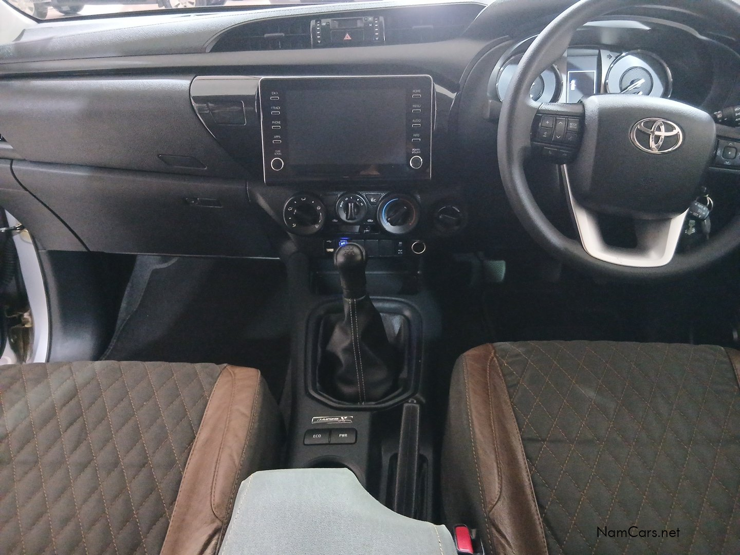 2024 Toyota Hilux photo 7