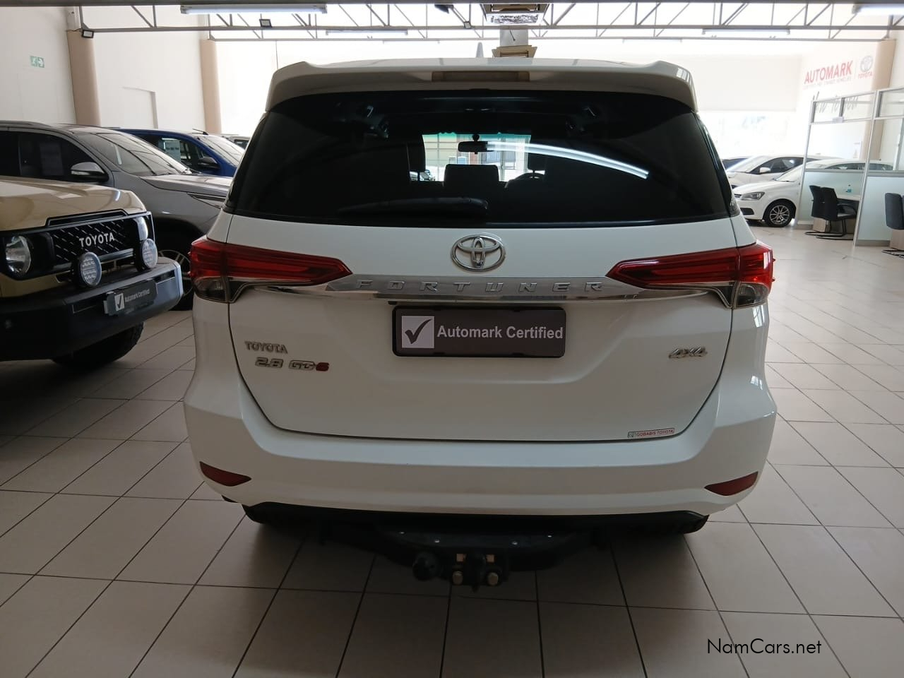 2018 Toyota Fortuner photo 4