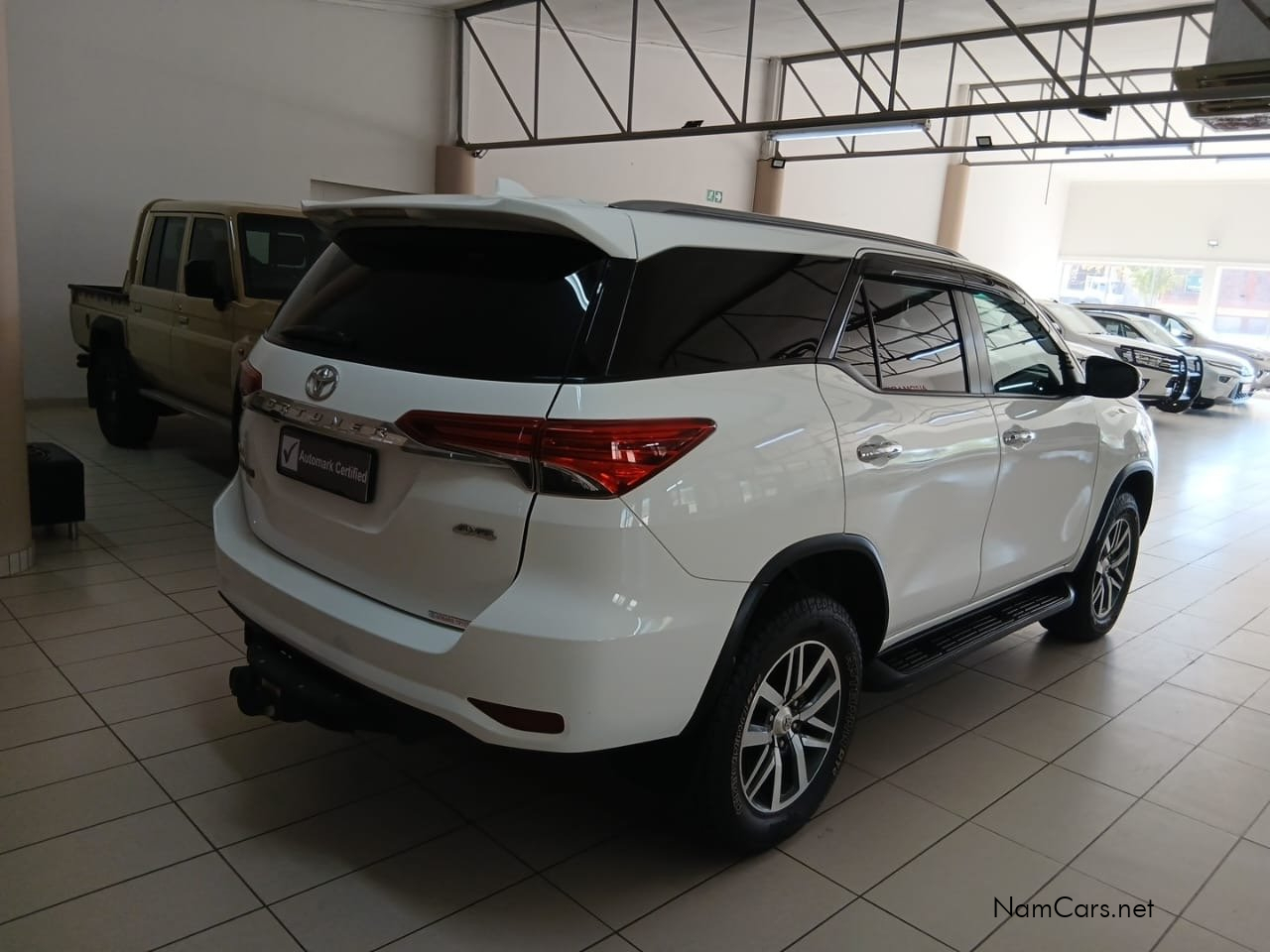 2018 Toyota Fortuner photo 5