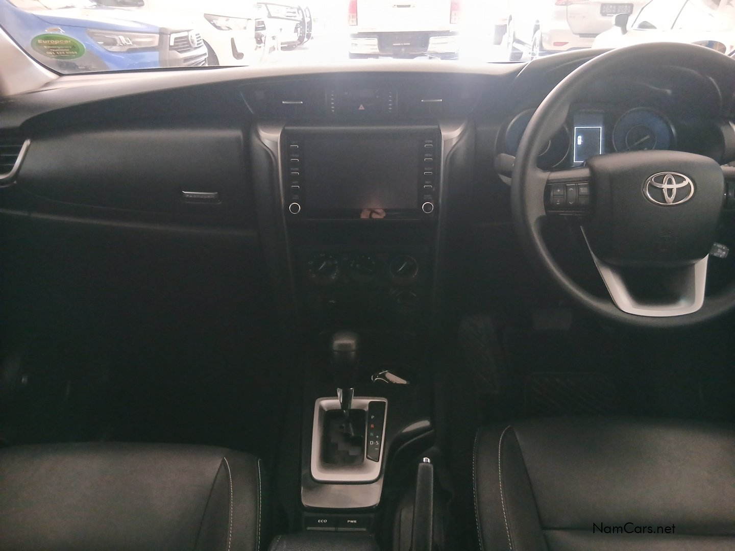 2025 Toyota Fortuner photo 6