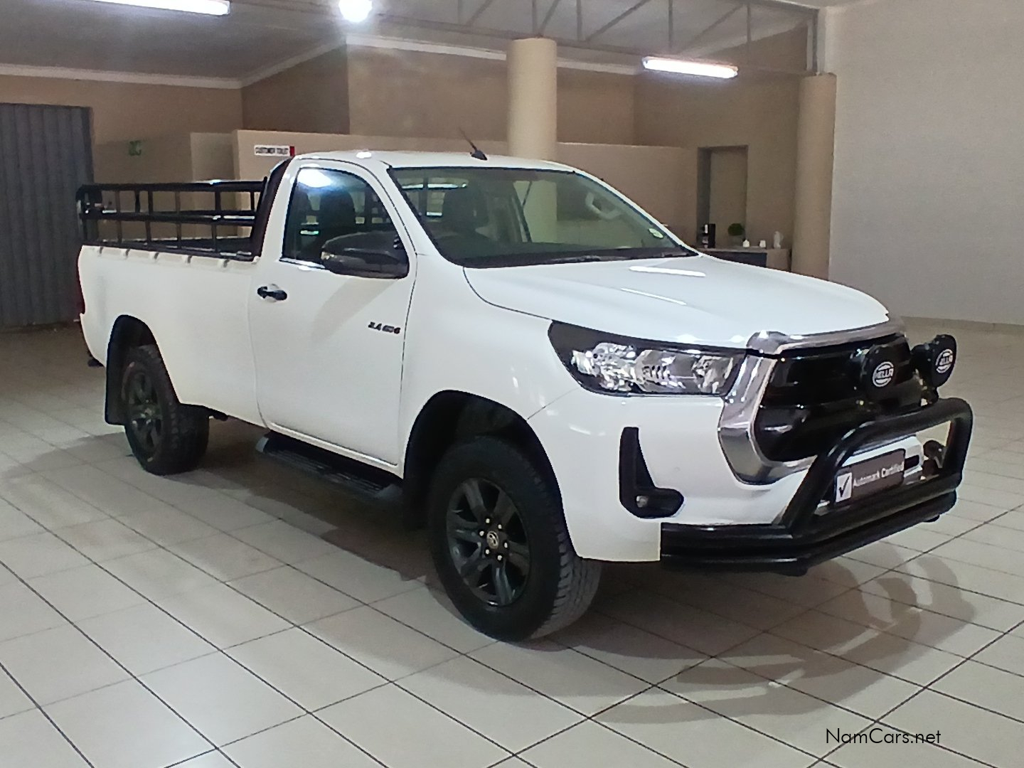 2024 Toyota Hilux photo 1