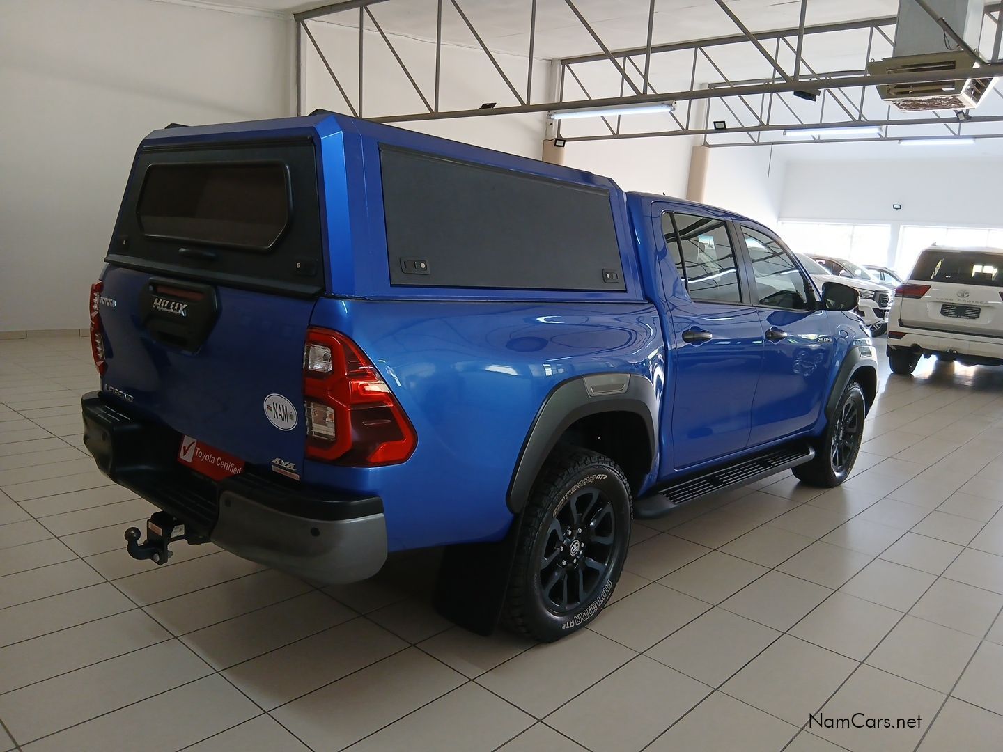 2024 Toyota Hilux photo 2