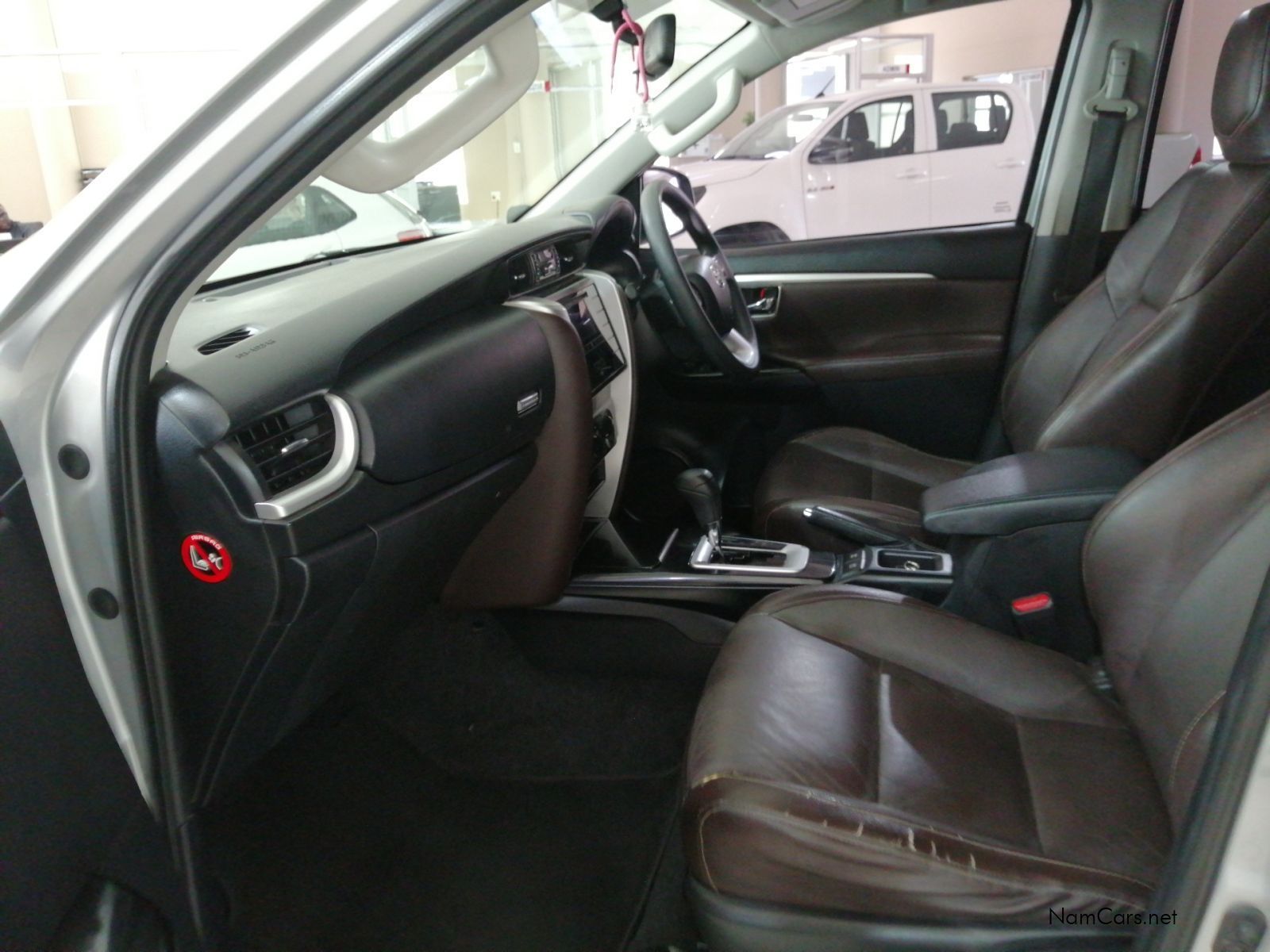 2017 Toyota Fortuner photo 7