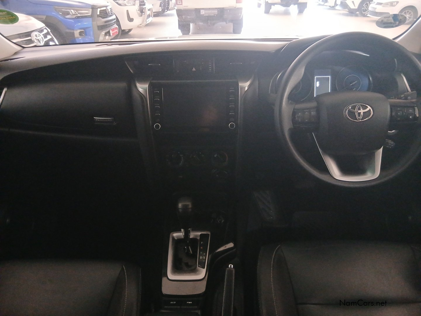 2025 Toyota Fortuner photo 5