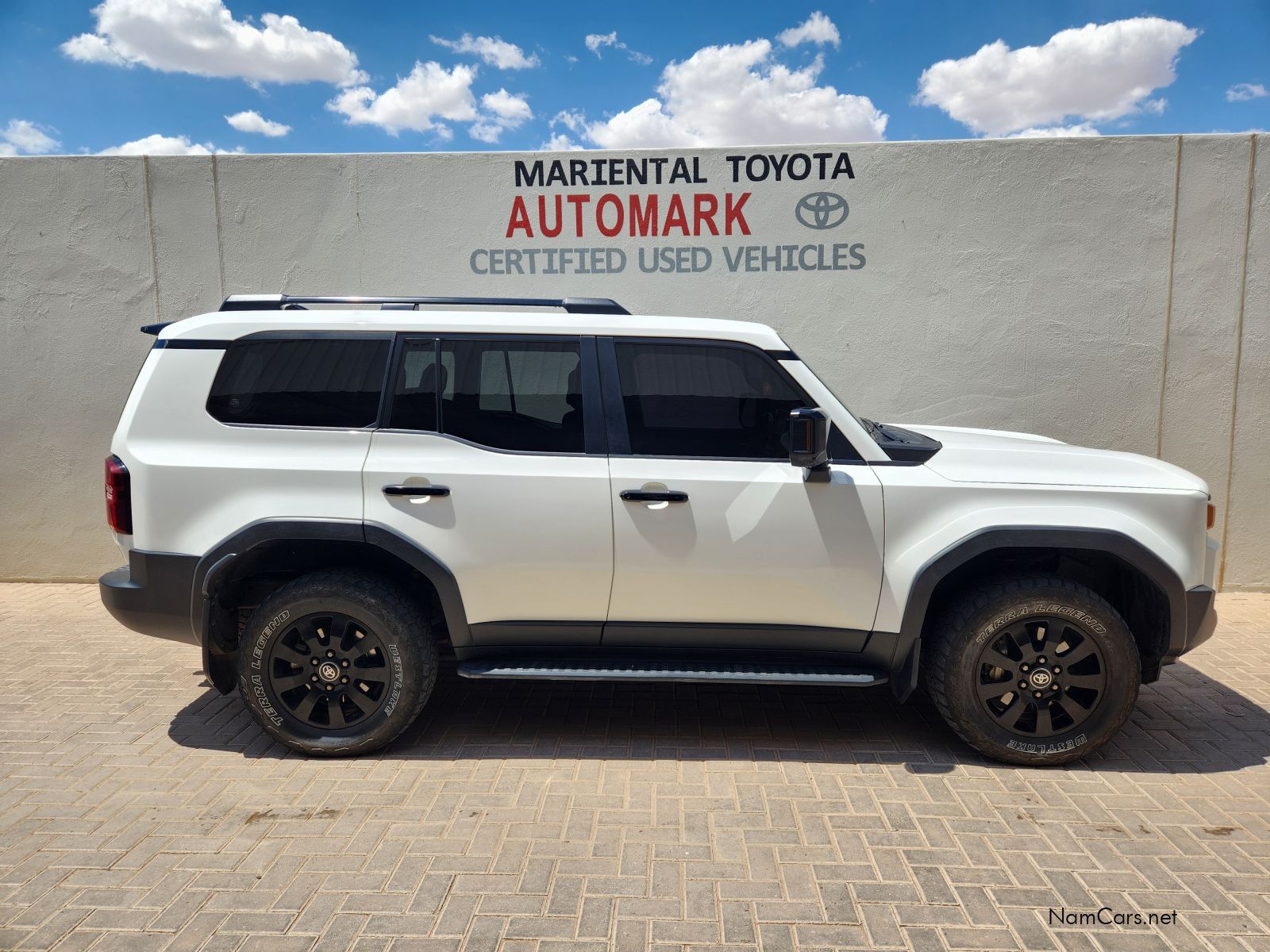 2024 Toyota Prado photo 3