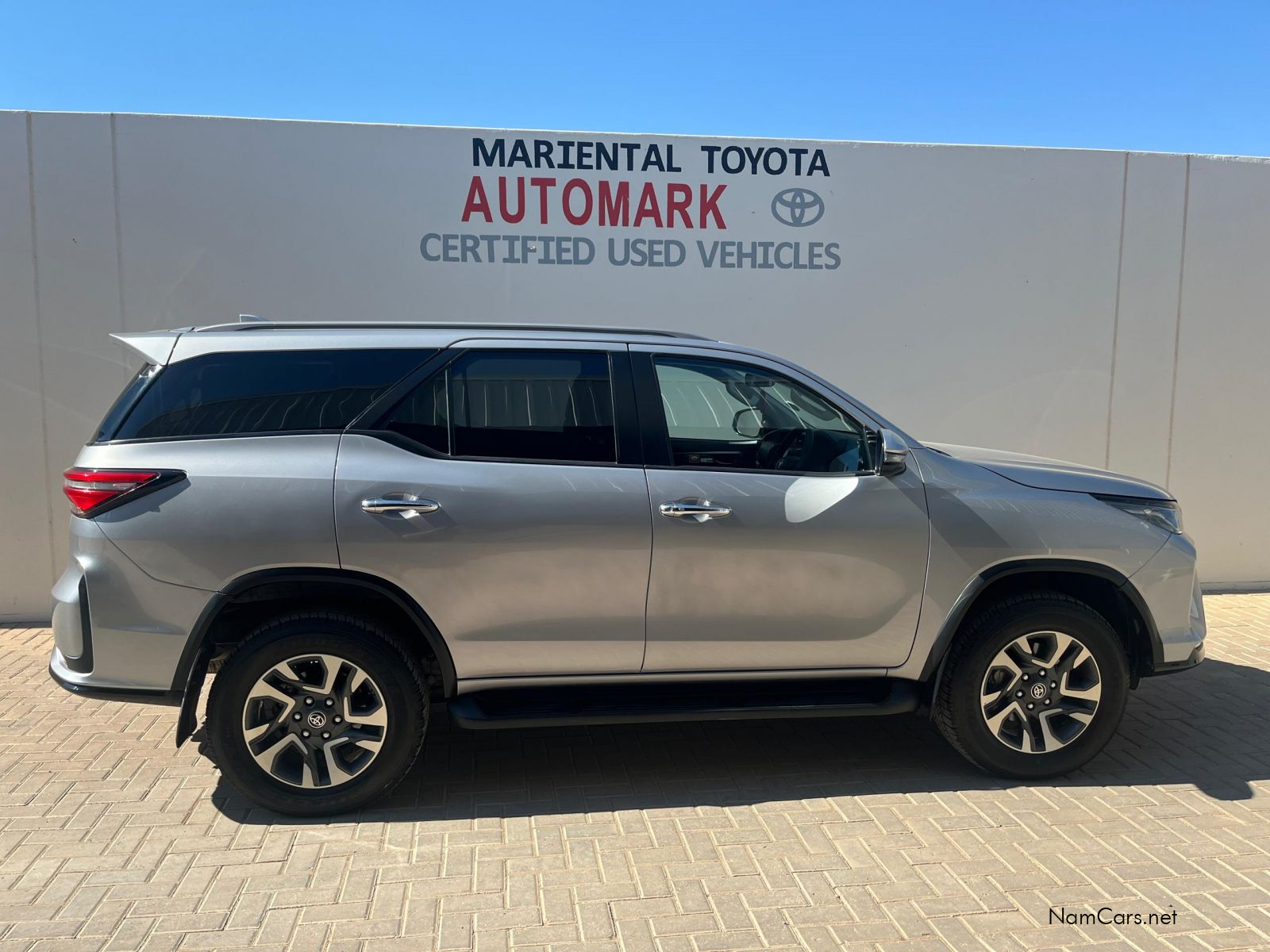2024 Toyota Fortuner photo 3